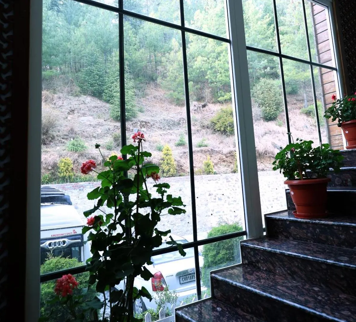 The Retreat Mashobra, Shimla Hotel